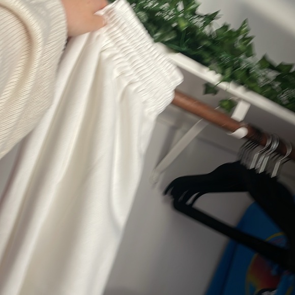 Women’s brand new with tag white wide leg(ish) sweatpants - Picture 3 of 3